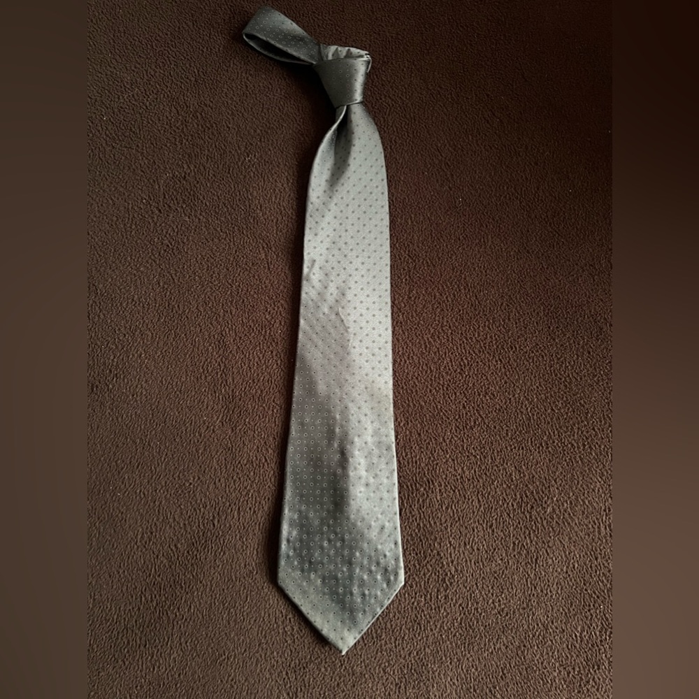 DKNY Donna Karen Vintage Polka Dot Pattern Necktie Tie Slate Blue Sheen Color